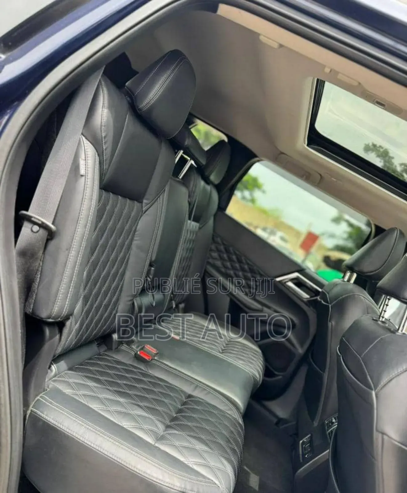 Mitsubishi Outlander 2022 Blue