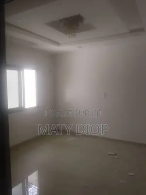 3chbre Appartement dans Appartement 3, Ouakam à Louer