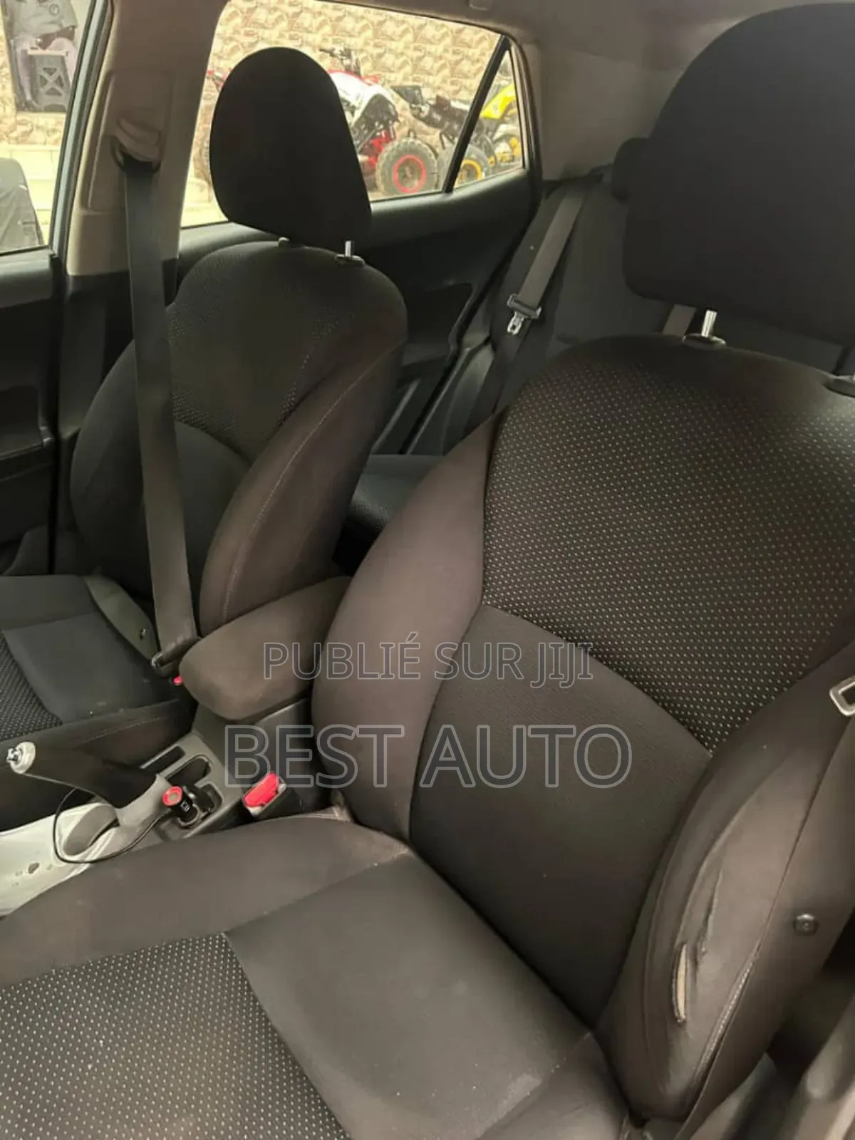 Toyota Auris 2014 Gris