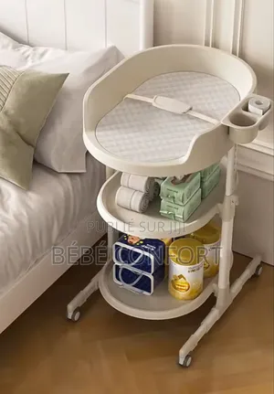 Photo - Table À Langer Bébé
