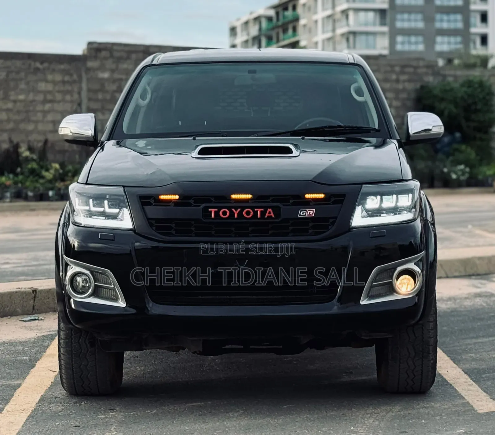 Toyota Hilux 2016 Black