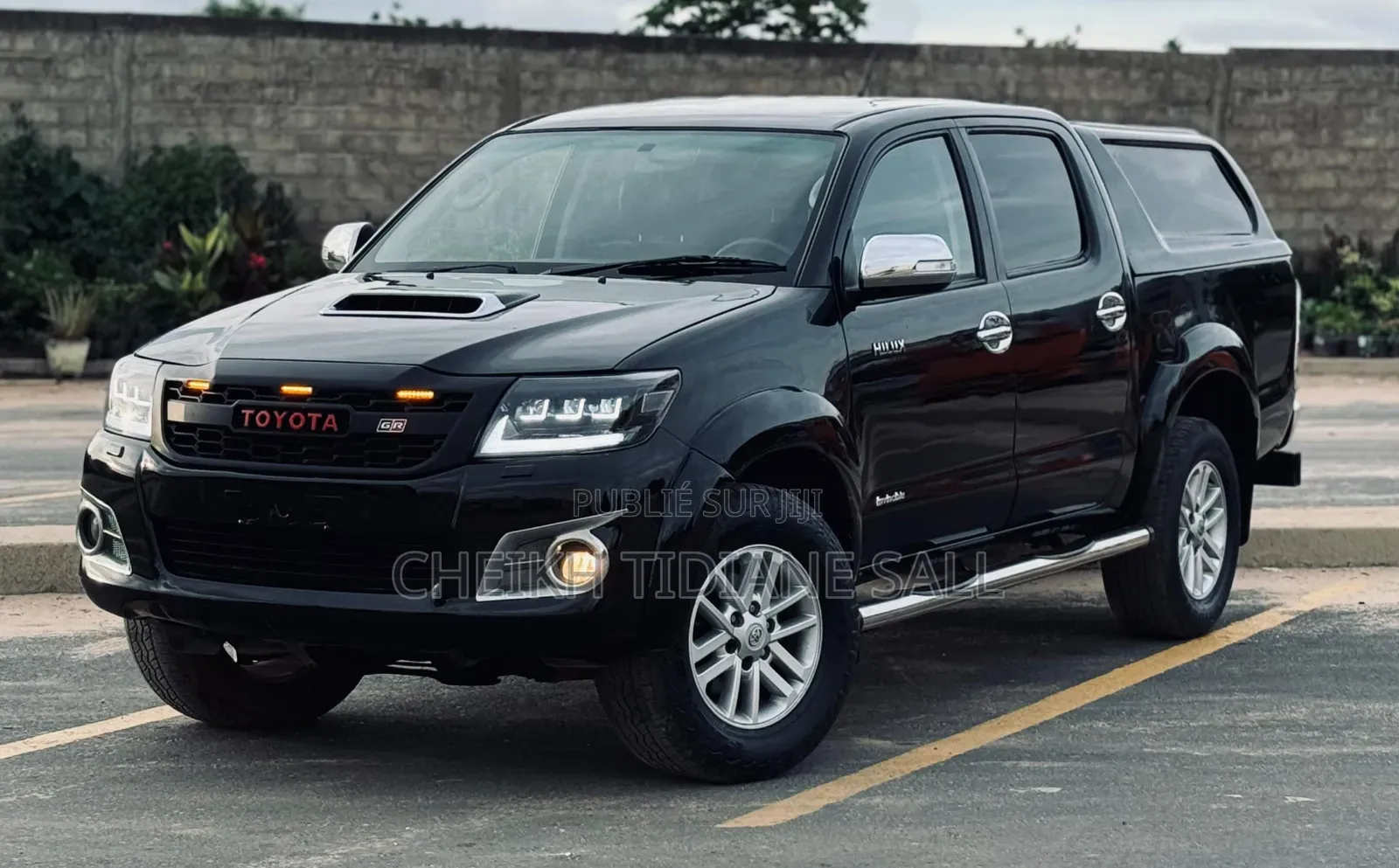 Toyota Hilux 2016 Black