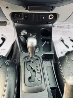 Toyota Hilux 2016 Black