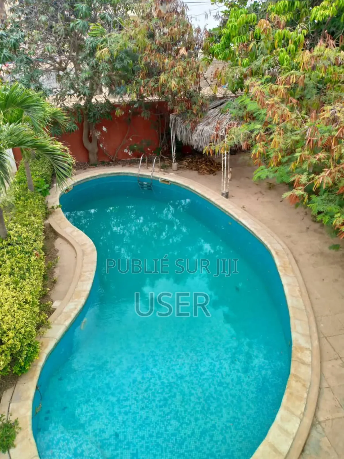 5chbre Maison dans Cisco Immo, Almadies à Louer