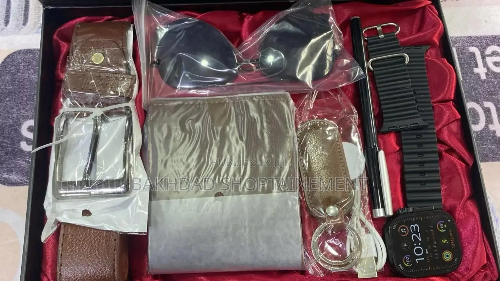 Coffret Cadeau Élégance Noire – 6 Accessoires Premium Pour Homme