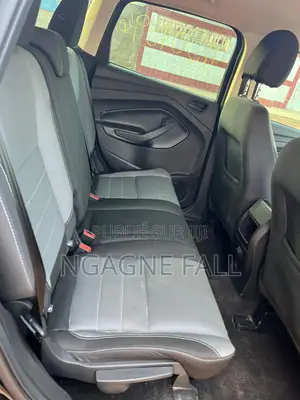 Photo - Ford Escape S FWD 2017 Black