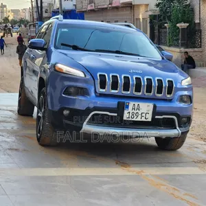 Photo - Jeep Cherokee 2016
