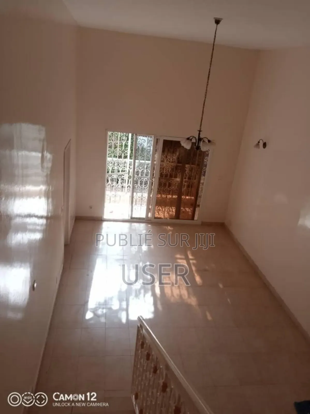 3chbre Duplex dans Cisco, Almadies à Vendre