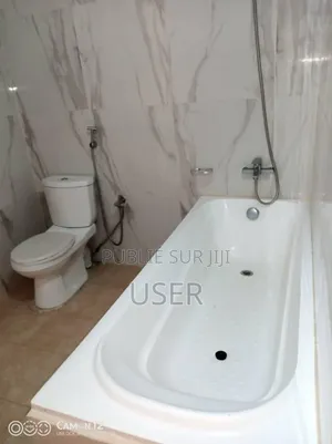 3chbre Duplex dans Cisco, Almadies à Vendre