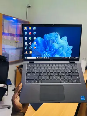 Photo - New Ordinateur Portable Dell Latitude 7420 16GB Intel Core I5 SSD 256GB