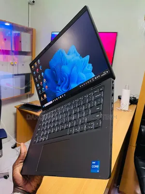 New Ordinateur Portable Dell Latitude 7420 16GB Intel Core I5 SSD 256GB