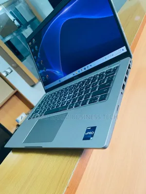 Photo - New Ordinateur Portable Dell Latitude 5431 16GB Intel Core I5 SSD 512GB