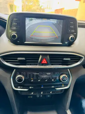 Photo - Hyundai Santa Fe 2019 Black