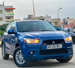 Mitsubishi RVR 2013 Blue