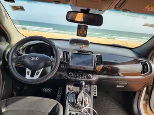 Kia Sportage SX 4dr SUV (2.0L 4cyl Turbo 6A) 2012 Blanc