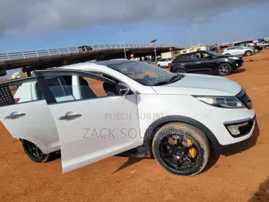 Kia Sportage SX 4dr SUV (2.0L 4cyl Turbo 6A) 2012 Blanc