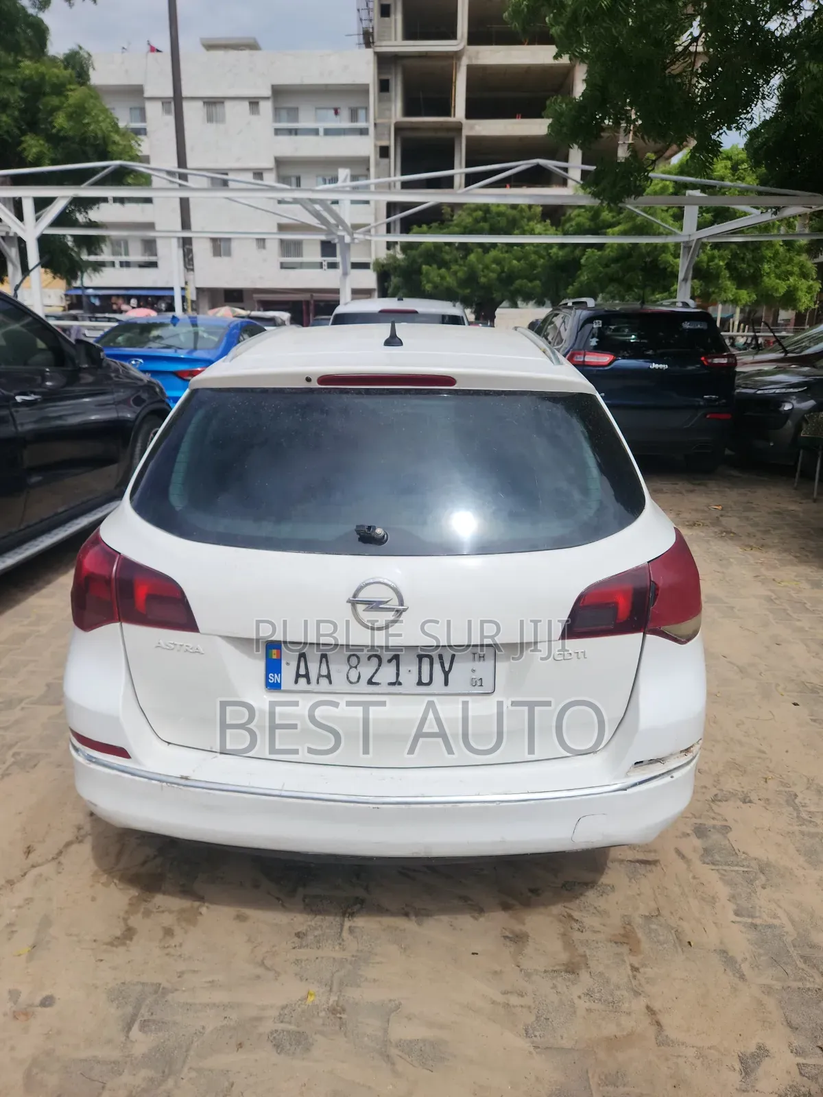 Opel Astra 2013 Blanc