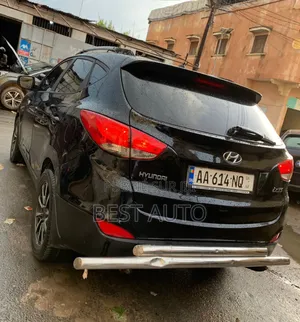 Hyundai Tucson 2011 Black