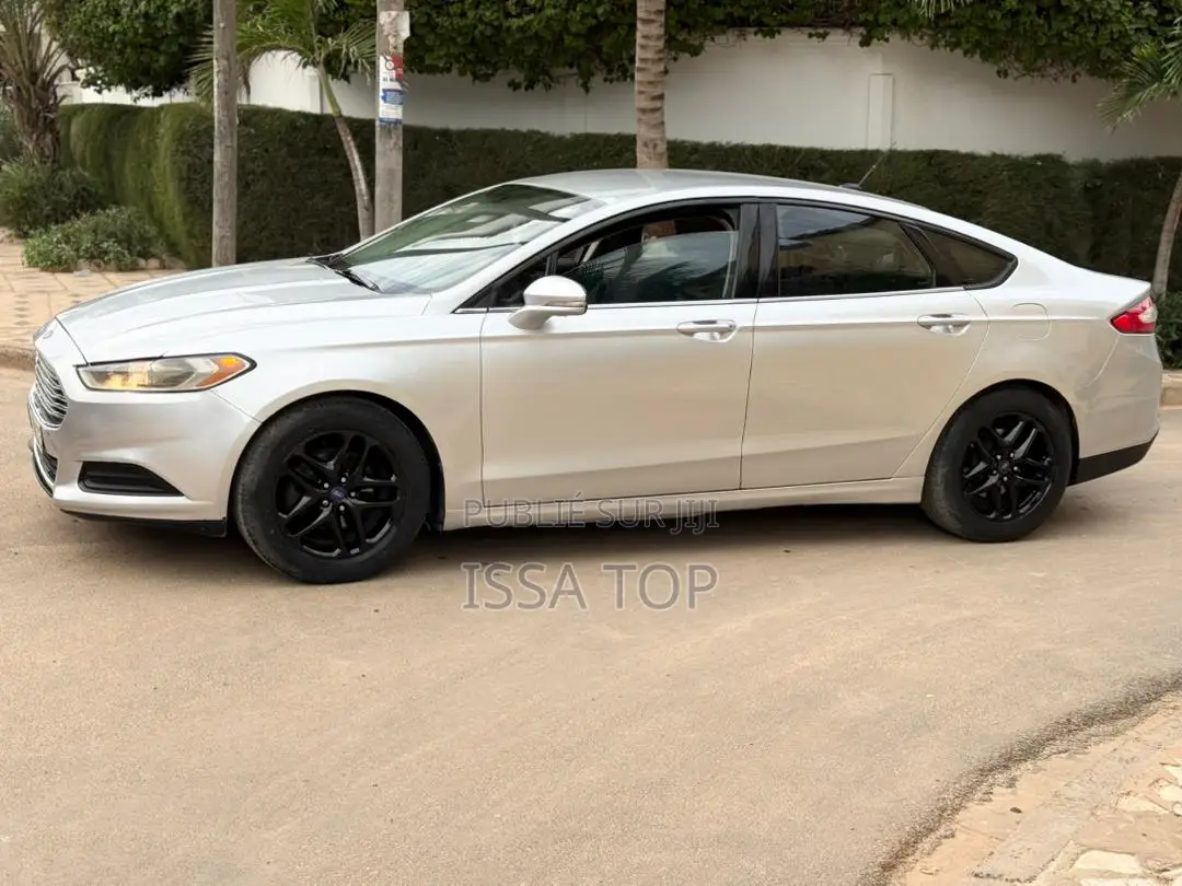 Ford Fusion 2014 Gris