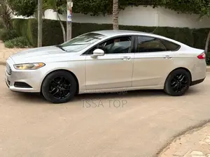 Ford Fusion 2014 Gris