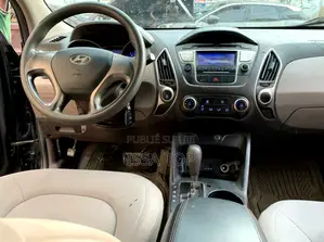 Hyundai Tucson 2011 Black