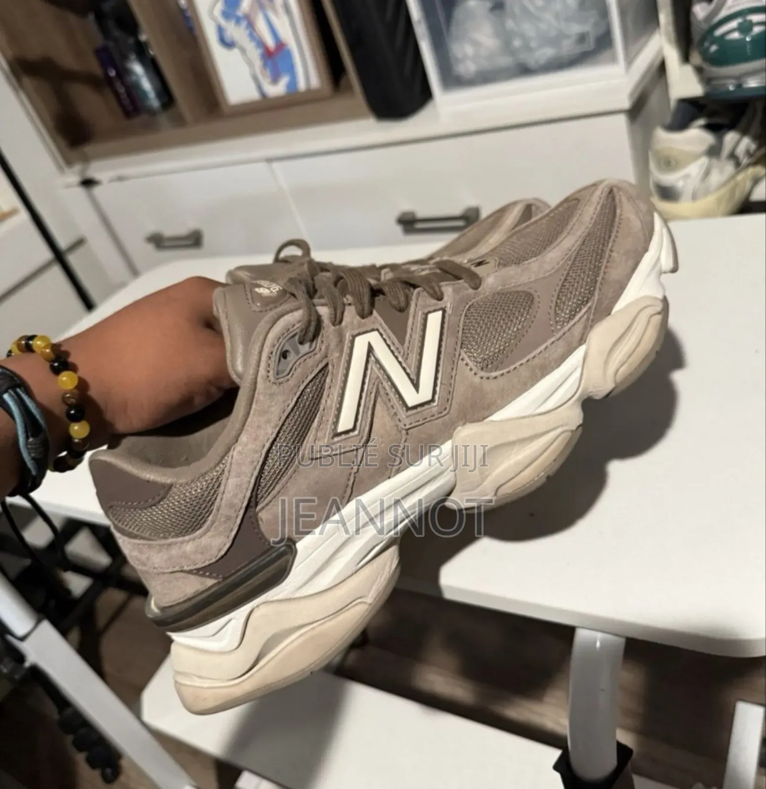 New Balance 9060