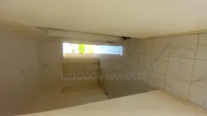 3chbre Maison dans Villa F4 Tf, Rufisque à Vendre