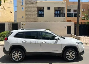 Photo - Jeep Cherokee 2017 Blanc