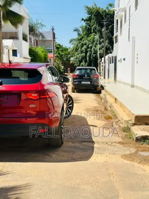 Jaguar F-Pace 2019 Rouge