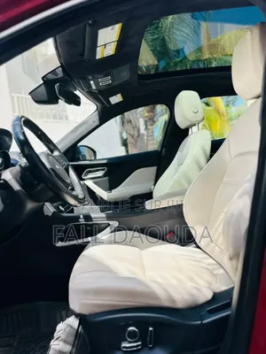 Jaguar F-Pace 2019 Rouge