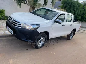Toyota Hilux 2016