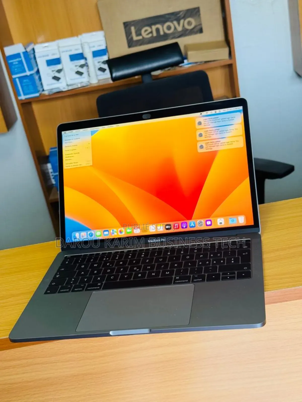 New Apple MacBook Pro 2017 8GB Intel Core I5 SSD 256GB