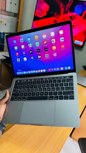 New Apple MacBook Pro 2016 16GB Intel Core I5 SSD 512GB