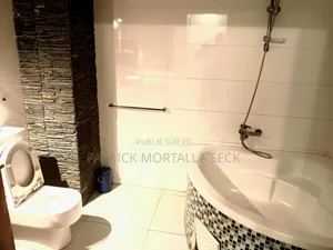 Furnished 3chbre Appartement-terrasse à Louer