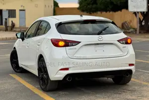 Mazda 3 2018 Blanc
