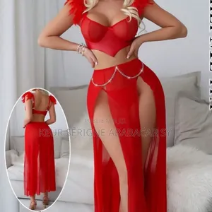 Photo - Ensemble 2pièces Sexy Avec Taille Soutien Jupe Double Fente