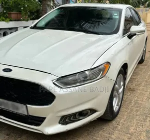 Ford Fusion Titanium 4dr Sedan AWD w/EcoBoost (2.0L 4cyl Turbo 6A) 2014