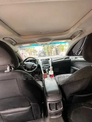 Ford Fusion Titanium 4dr Sedan AWD w/EcoBoost (2.0L 4cyl Turbo 6A) 2014