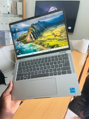 New Ordinateur Portable Dell Latitude 7330 8GB Intel Core I5 SSD 512GB