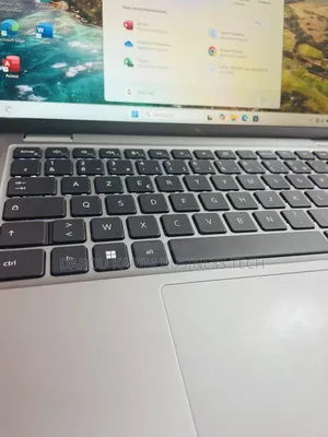 New Ordinateur Portable Dell Latitude 7330 8GB Intel Core I5 SSD 512GB