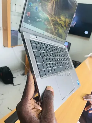 New Ordinateur Portable Dell Latitude 7330 8GB Intel Core I5 SSD 512GB