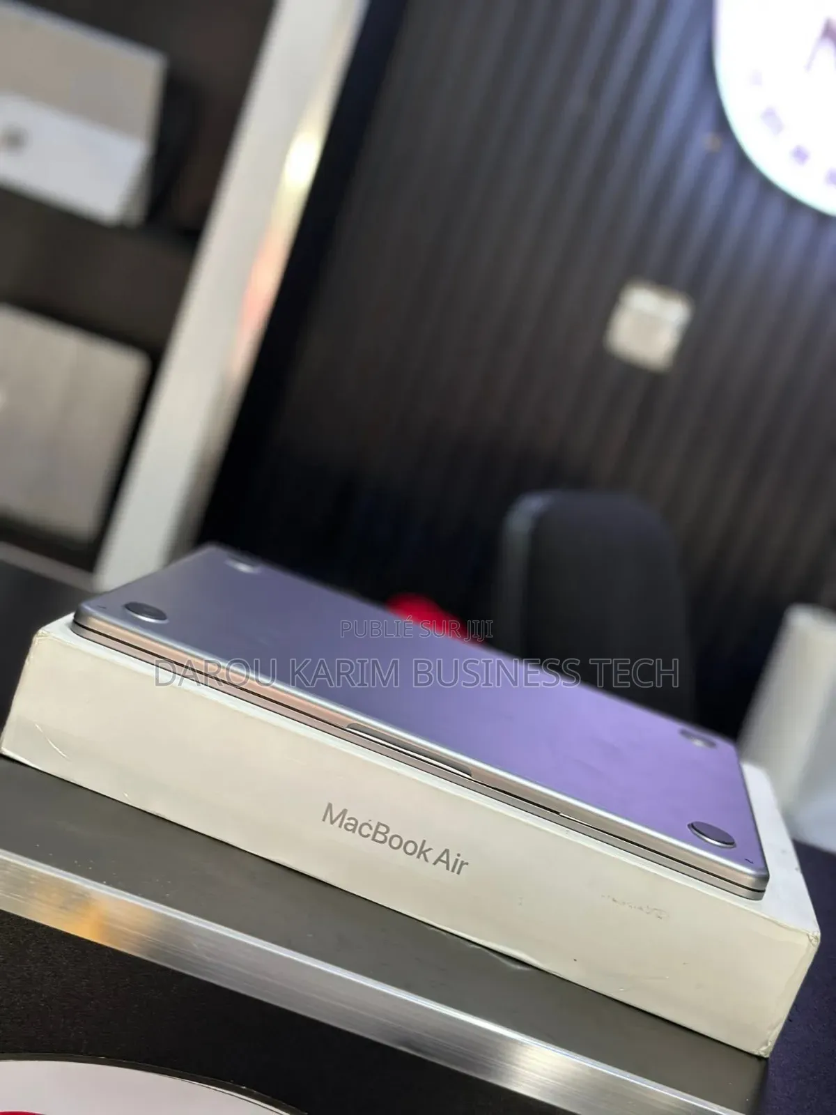 New Apple MacBook Air 2024 M3 13-Inch 16GB Apple M3 HDD+SSD 512GB