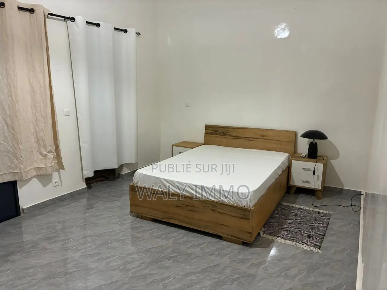 Furnished 3chbre Maison de ville/terrasse dans Villa, Thiès Sud