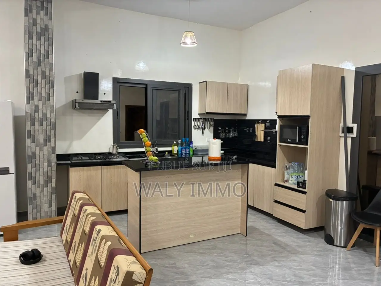 Furnished 3chbre Maison de ville/terrasse dans Villa, Thiès Sud