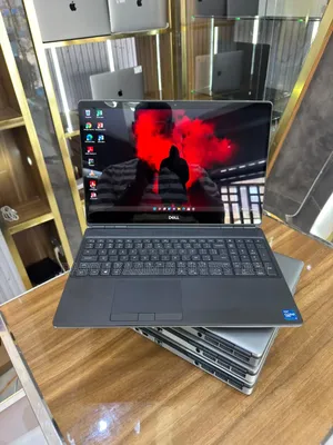 Photo - New Dell Inspiron 15 7560 32GB Intel Core I7 SSD 512GB