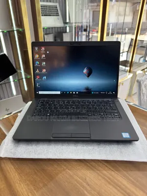 Photo - New Ordinateur Portable Dell Latitude 5400 16GB Intel Core I5 SSD 256GB