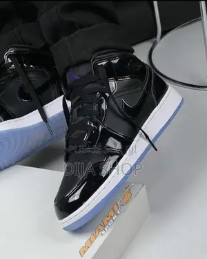 Photo - Air Jordan 1 Disponible Pointure ,40,41,42,43,44,45,