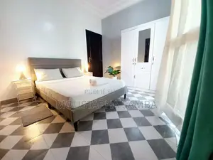 Furnished 2chbre Appartement dans Sambaimmo, Almadies à Louer