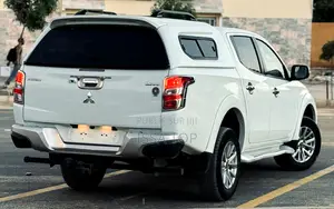 Mitsubishi L200 2018 Blanc