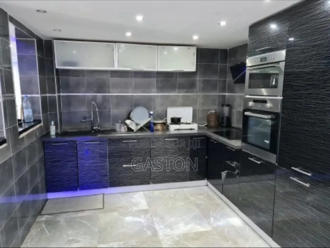 Furnished 2chbre Appartement dans Katos Immo, Almadies à Vendre